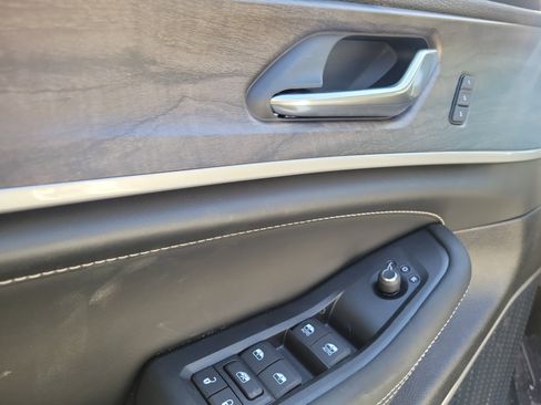 New 2026 Jeep Grand Cherokee Limited AWD/4WD image 26