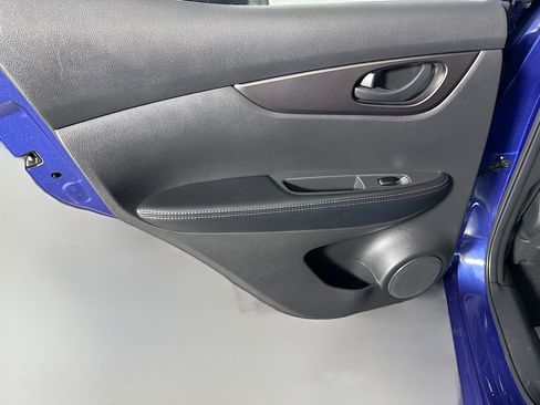 Used 2020 Nissan Rogue Sport S w/ Appearance Package FWD image 25