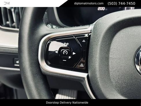 Used 2024 Volvo XC60 T8 Polestar AWD/4WD image 29