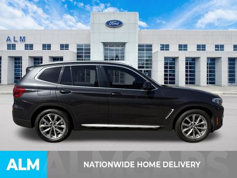 Used 2025 GMC Canyon Elevation image 4