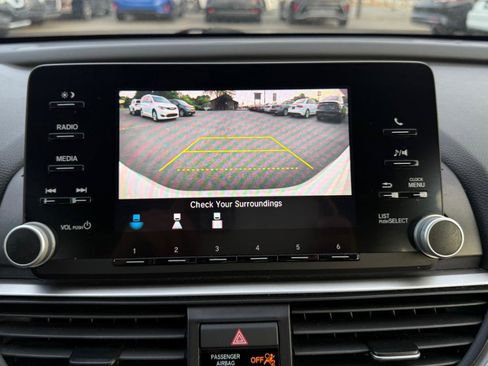 Used 2020 Honda Accord LX image 17
