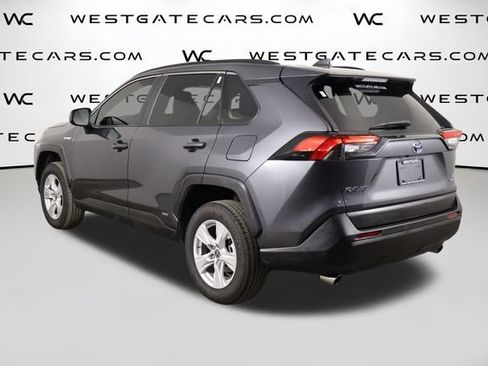 Used 2021 Toyota RAV4 LE w/ Carpet Mat Package (TMS) AWD/4WD image 40