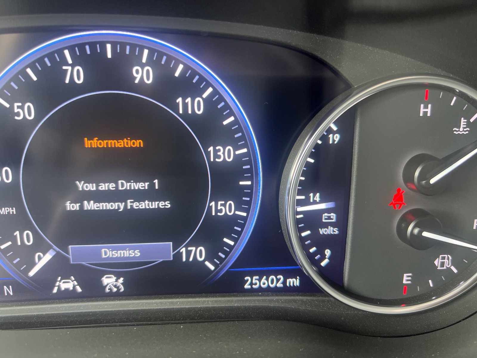 Used 2024 Buick Enclave Avenir w/ Avenir Technology Package FWD image 5