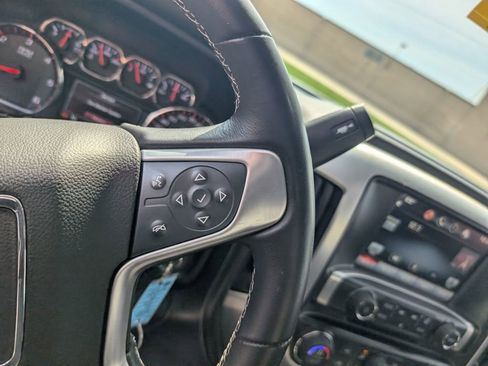 Used 2015 GMC Sierra 1500 SLE w/ SLE Value Package image 19