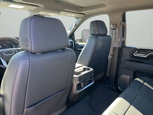 Used 2025 GMC Sierra 3500 Denali w/ Denali Reserve Package image 18