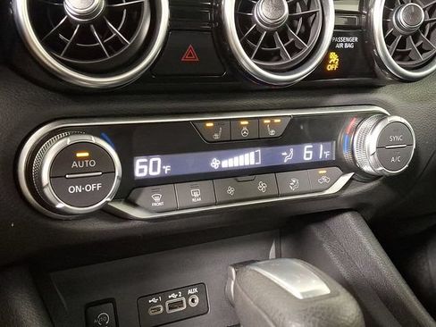 Used 2025 Nissan Sentra SV w/ All-Weather Package FWD image 17