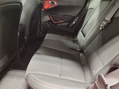 Used 2025 Kia Soul GT-Line w/ GT-Line Technology Package FWD image 25