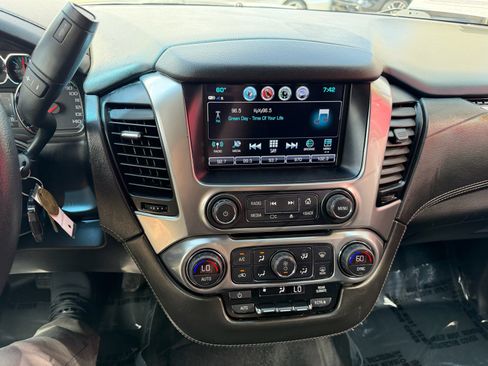 Used 2020 Chevrolet Tahoe 4WD w/ Max Trailering Package image 19