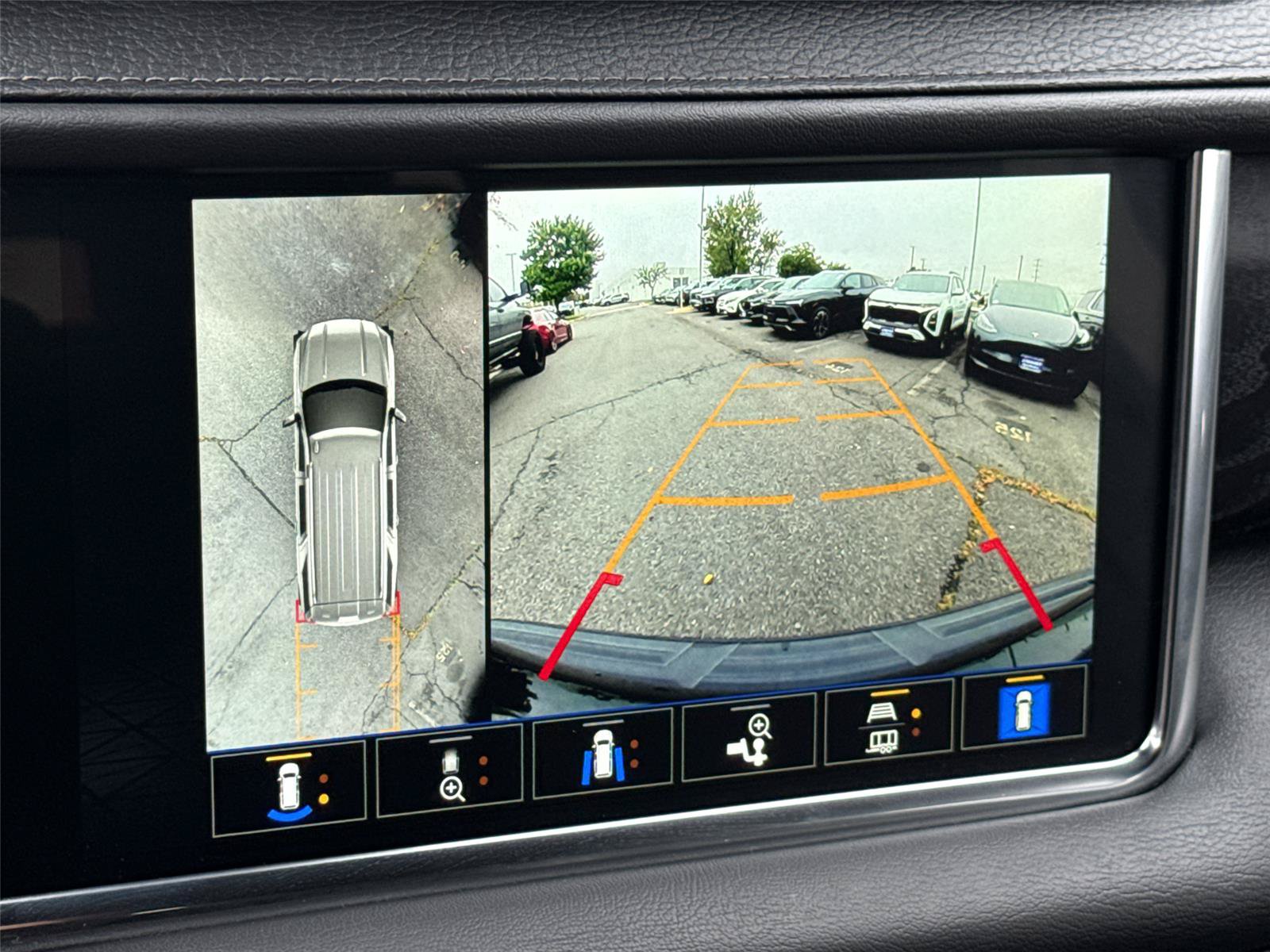 Certified 2023 GMC Yukon Denali AWD/4WD image 14
