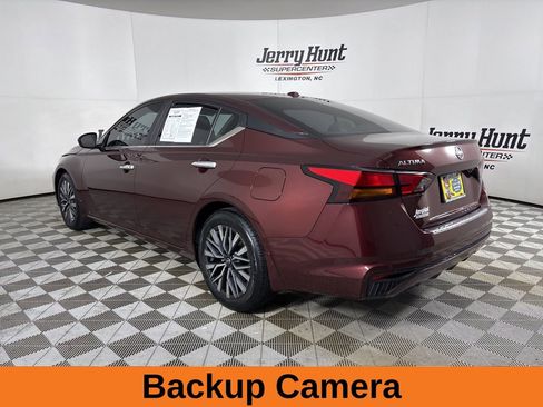 Used 2023 Nissan Altima 2.5 SV image 7