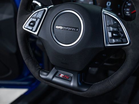 Used 2018 Chevrolet Camaro SS image 45