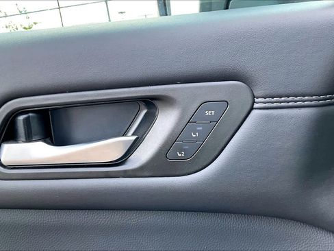 Used 2025 Nissan Pathfinder Platinum w/ Cargo Package FWD image 32