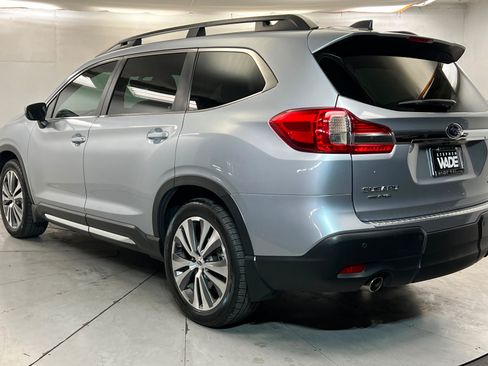 Used 2021 Subaru Ascent Limited w/ Technology Package AWD/4WD image 3
