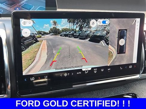 Used 2025 Ford Expedition Tremor AWD/4WD image 21