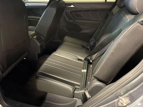 Certified 2023 Volkswagen Tiguan SE R-Line FWD image 12