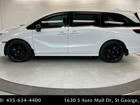 Used 2025 Honda Odyssey Sport-L image 2