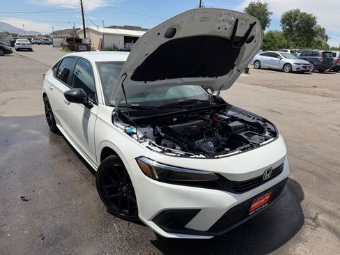 Used 2024 Honda Civic Sport image 29