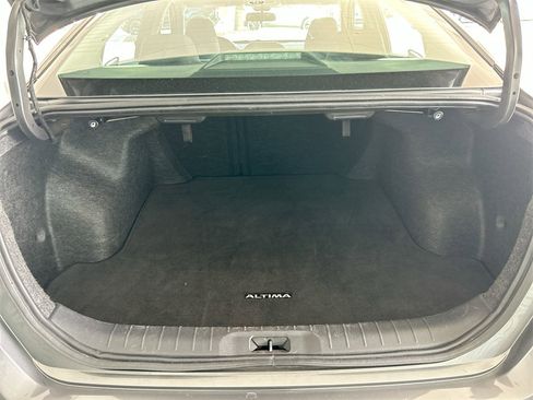 Used 2024 Nissan Altima 2.5 SV image 36