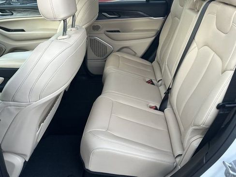 Used 2023 Jeep Grand Cherokee 4WD 4xe image 24