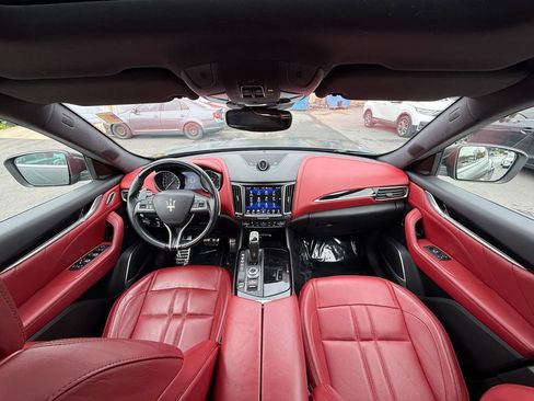 Used 2019 Maserati Levante S GranSport AWD/4WD image 25