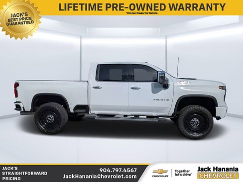 Used 2025 Chevrolet Silverado 2500 LTZ w/ Z71 Chrome Sport Edition AWD/4WD image 2