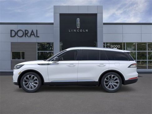 New 2026 Lincoln Aviator Reserve w/ Luxury Package image 3
