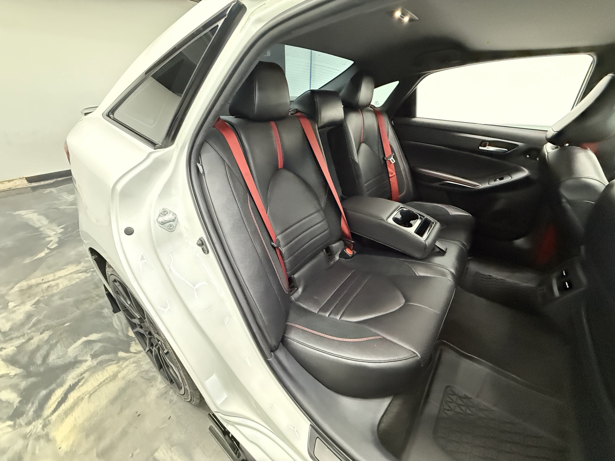 Used 2021 Toyota Avalon TRD FWD image 23