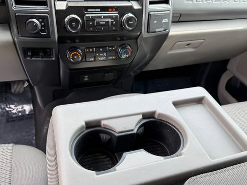 Used 2021 Ford F250 XLT AWD/4WD image 26