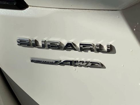 Used 2024 Subaru Outback Limited AWD/4WD image 11