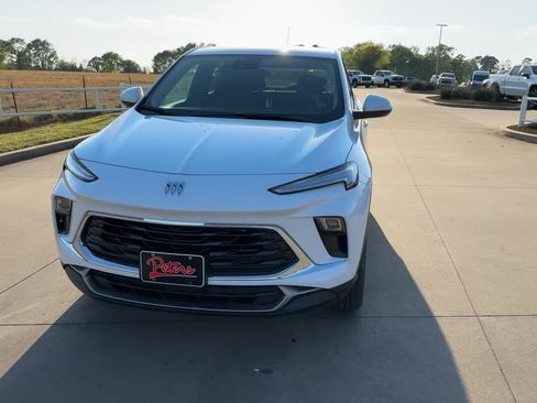 New 2026 Buick Encore GX Preferred image 3