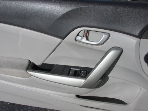 Used 2012 Honda Civic LX image 23
