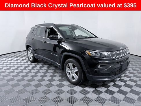 Used 2022 Jeep Compass Latitude image 2