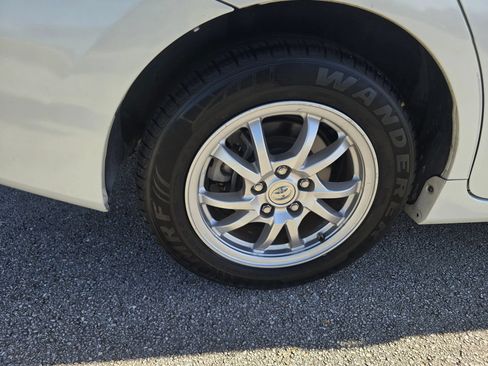 Used 2013 Toyota Prius V Three FWD image 15