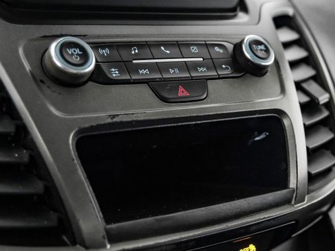 Used 2019 Ford Transit Connect XL image 21