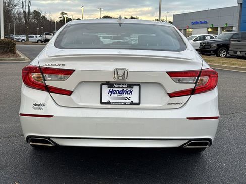 Used 2019 Honda Accord Sport image 9