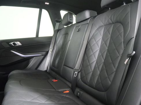 Certified 2026 BMW X5 sDrive40i w/ Climate Comfort Package RWD image 14