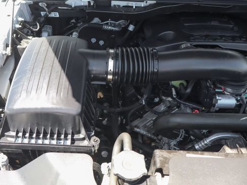 Used 2022 RAM 1500 Laramie w/ Sport Appearance Package AWD/4WD image 12