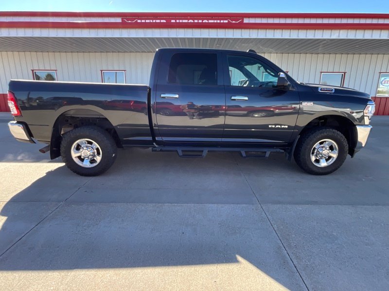 Used 2022 RAM 2500 Tradesman AWD/4WD image 1
