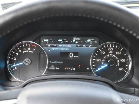 Used 2018 Ford F150 Lariat w/ Equipment Group 502A Luxury AWD/4WD image 22