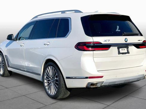 Certified 2023 BMW X7 xDrive40i w/ Premium Package image 11