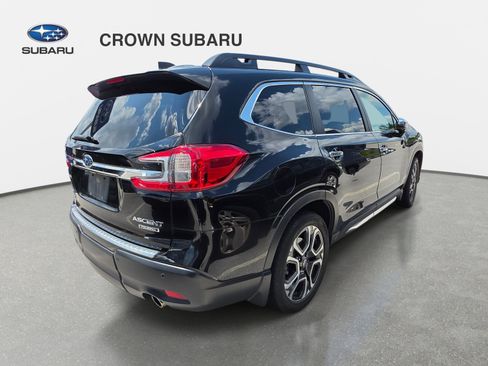 Used 2023 Subaru Ascent Touring AWD/4WD image 3
