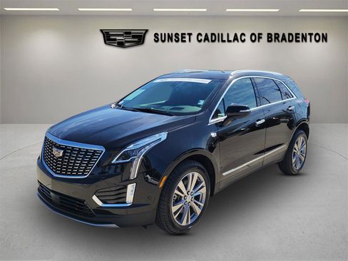 Certified 2023 Cadillac XT5 Premium Luxury w/ Platinum Package image 8