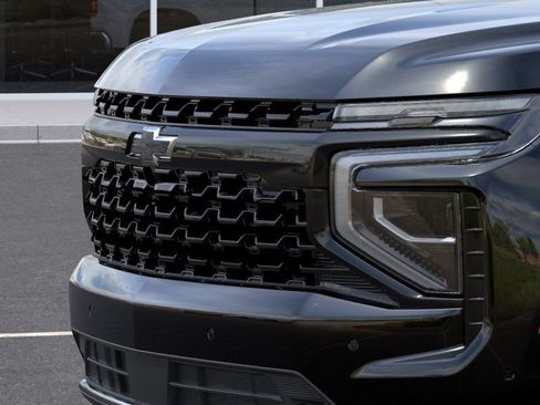New 2026 Chevrolet Suburban LT AWD/4WD image 14