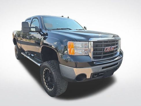 Used 2010 GMC Sierra 2500 SLT w/ SLT Convenience Package AWD/4WD image 7