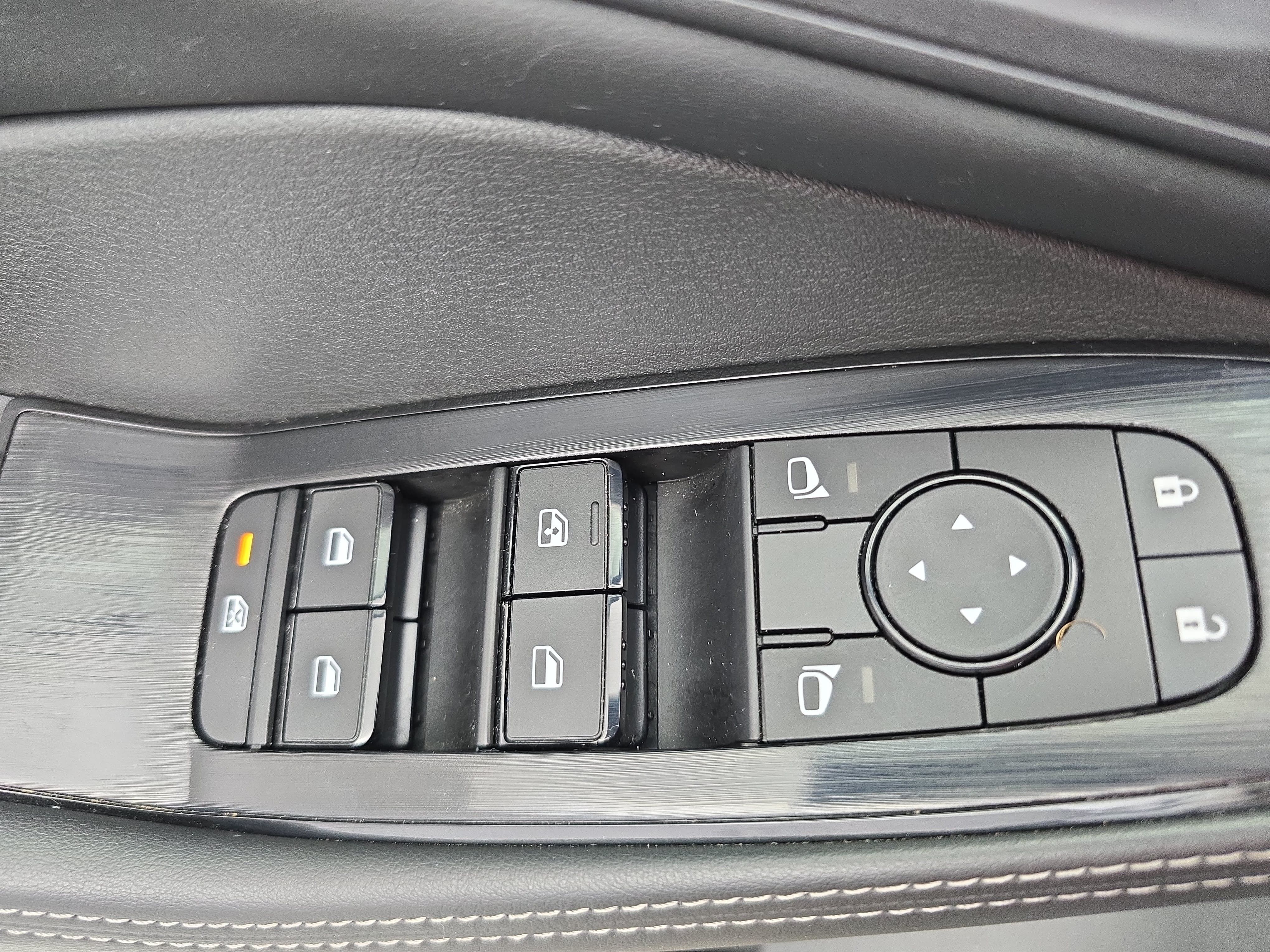 Certified 2023 Nissan Rogue SV w/ SV Premium B Package AWD/4WD image 27