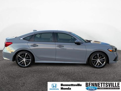 Used 2024 Honda Civic Touring image 6
