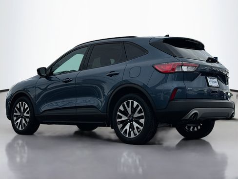 Used 2020 Ford Escape SE Sport image 14