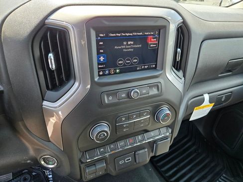 New 2026 Chevrolet Silverado 1500 Custom Trail Boss AWD/4WD image 11
