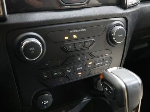 Used 2023 Ford Ranger Lariat w/ Technology Package RWD image 29