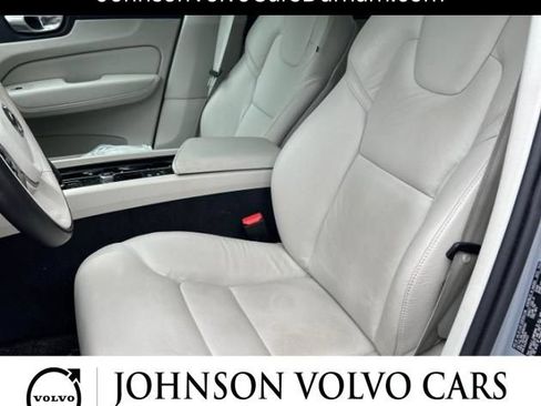 Used 2024 Volvo XC60 B5 Plus w/ Climate Package AWD/4WD image 9